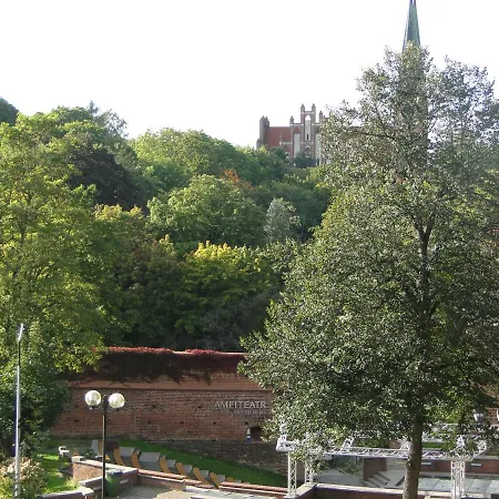 W Centrum Starego Miasta 1