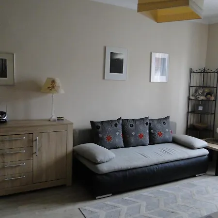 W Centrum Starego Miasta 1 *