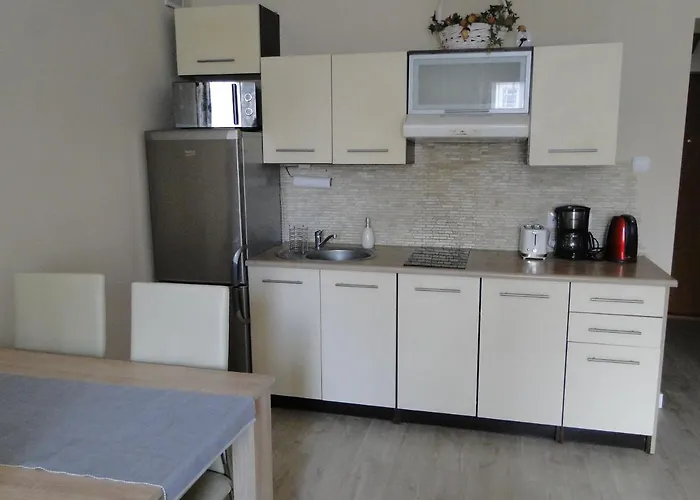 W Centrum Starego Miasta 1