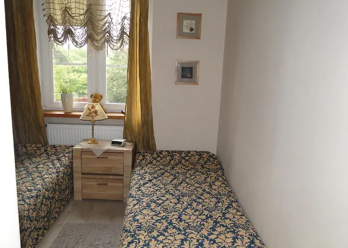 W Centrum Starego Miasta 1 *